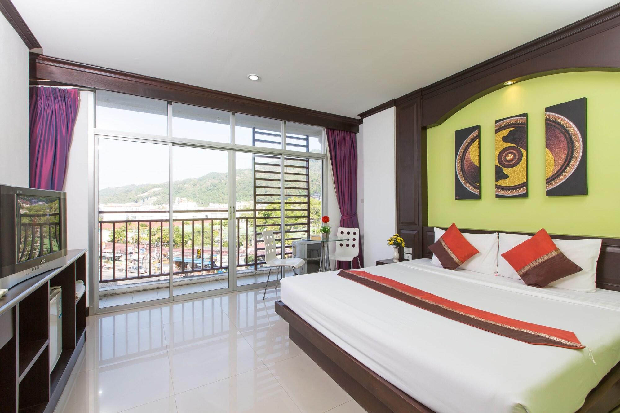 Patong Buri Hotel Екстер'єр фото